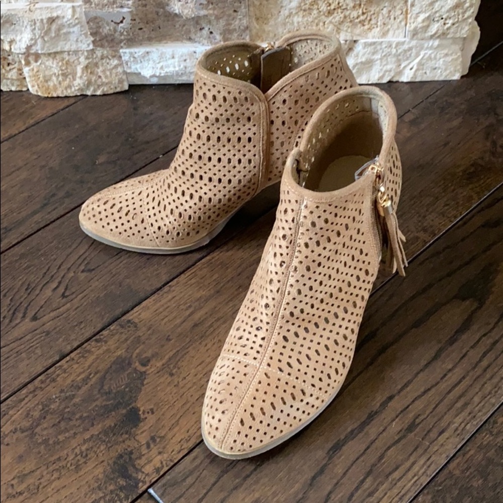 Suede booties - Picture 2 of 5